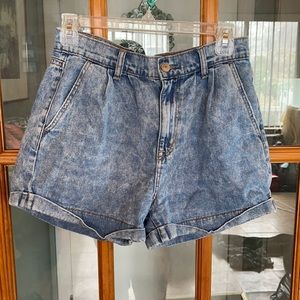American eagle High waisted Mom shorts
